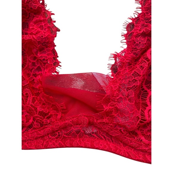 Victoria's Secret Dream Angels unlined plunge Vibrant Red Lace Bra 32b - Picture 3 of 12
